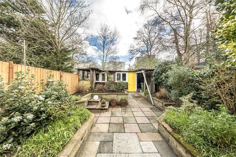 103 Elliscombe Road, London, SE7 7PD