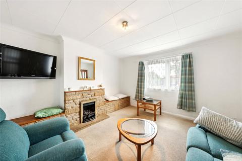 31 Charlton Dene, London, SE7 7BU