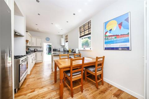 89 Elliscombe Road, London, SE7 7PD