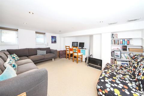 89 Elliscombe Road, London, SE7 7PD
