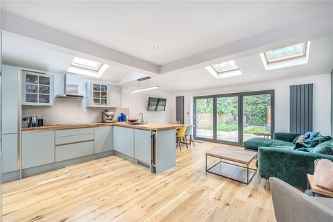 98a Elliscombe Road, London, SE7 7PY
