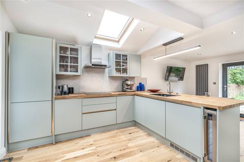 98a Elliscombe Road, London, SE7 7PY