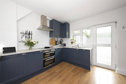 19 Derrick Gardens, London, SE7 7TA