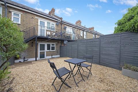 19 Derrick Gardens, London, SE7 7TA