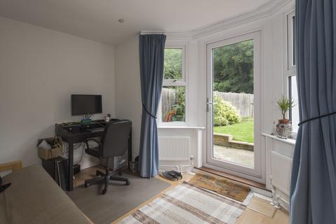 2 bedroom apartment to rent, Elliscombe Road, Charlton, SE7