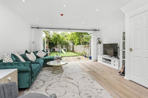 43 Tunnel Avenue, London, SE10 0SF