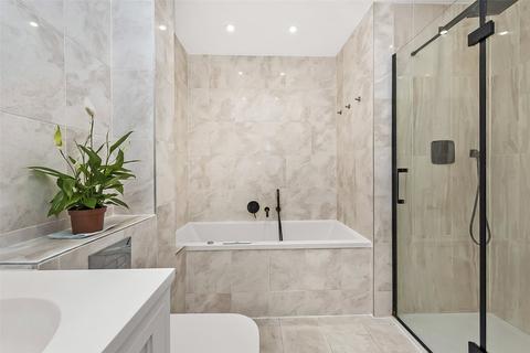 43 Tunnel Avenue, London, SE10 0SF