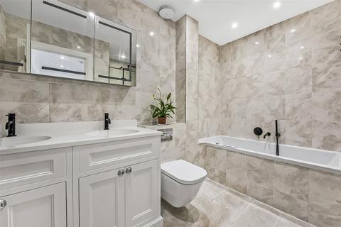 43 Tunnel Avenue, London, SE10 0SF