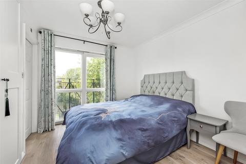 43 Tunnel Avenue, London, SE10 0SF