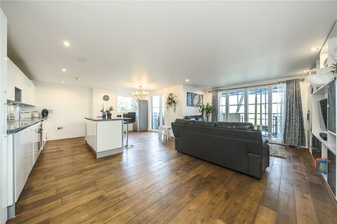 3 bedroom apartment to rent, Seren Park Gardens, Blackheath SE3