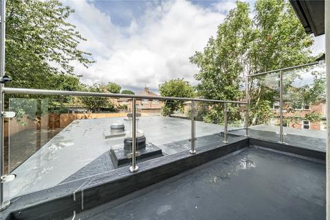 2 bedroom apartment for sale, Court Farm Road, London, SE9