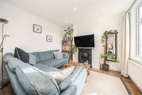 3 bedroom apartment for sale, Elthruda Road, Hither Green SE13