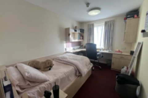 Studio to rent, at Bristol, Apartment A3, Q3 Apartments, Hyde Grove M13