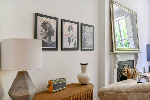 1 bedroom flat for sale, Gloucester Avenue, Primrose Hill, London, NW1