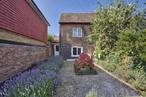 2 bedroom cottage for sale, River Street, Dover, CT17