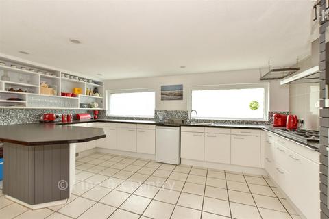 4 bedroom detached house for sale, Youngwoods Copse, Alverstone Garden Village, Isle of Wight