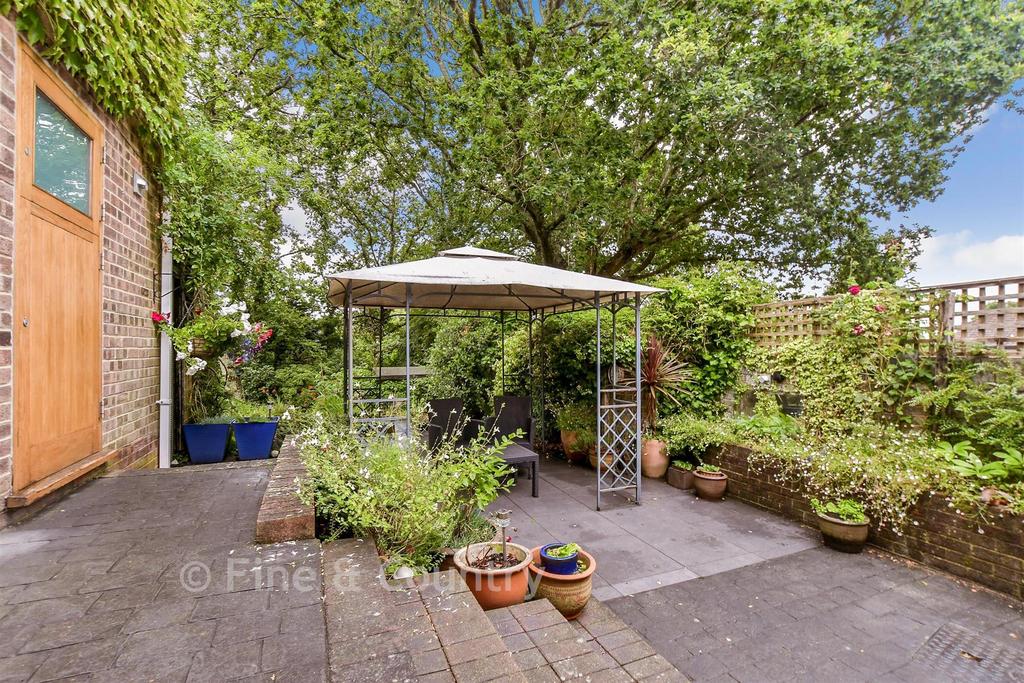 Patio / Decking