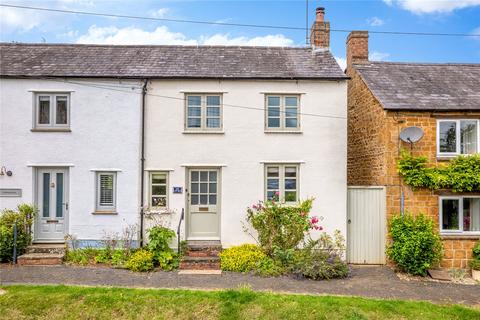 3 bedroom cottage for sale, St Thomas Street, Deddington OX15