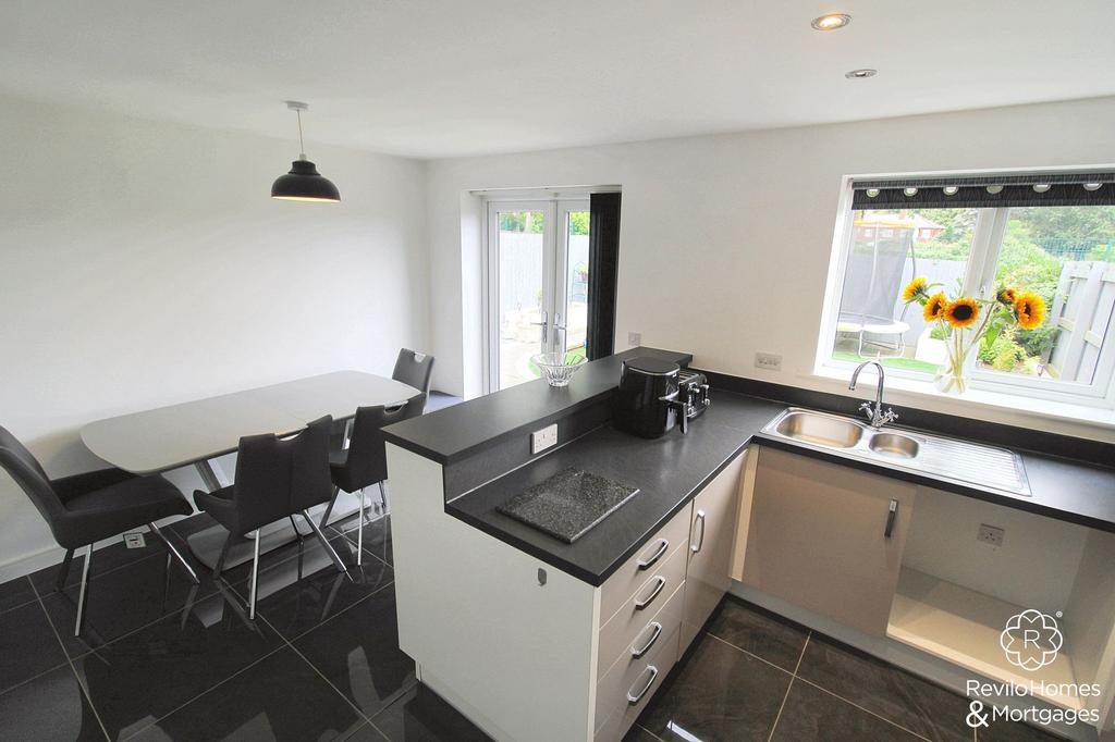 Kitchen diner