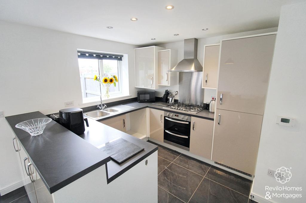 Kitchen diner