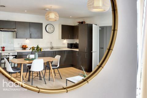 2 bedroom flat for sale, Foundry Mews, London