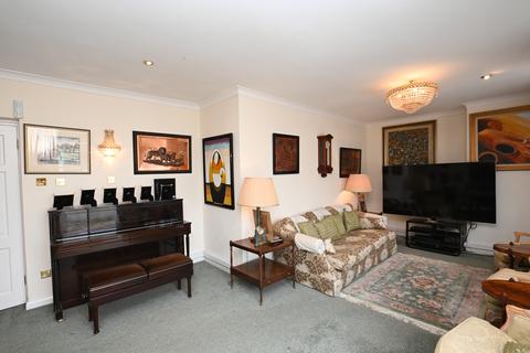 3 bedroom penthouse for sale, Ebury Street, London SW1W