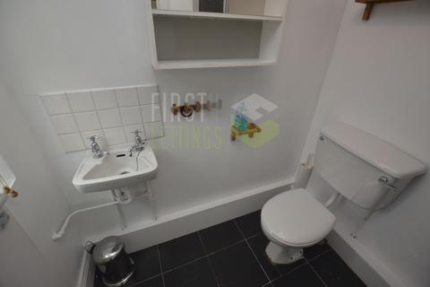 4 bedroom terraced house to rent, Upperton Road, Leicester LE3