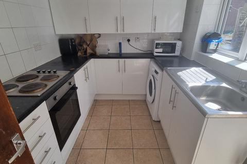 1 bedroom in a house share to rent, St. Margarets Terrace, Plumstead