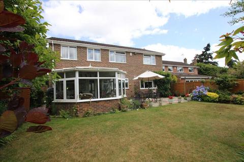 4 bedroom house for sale, The Boreen, Headley Down