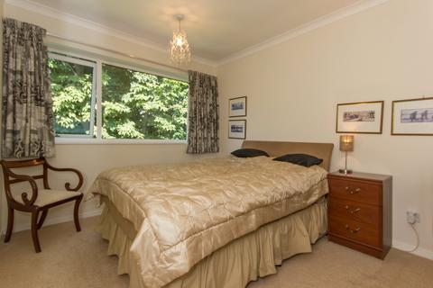 3 bedroom apartment for sale, Gilmerton Court, Trumpington, Cambridge