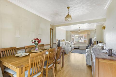 4 bedroom end of terrace house for sale, Gloucester Avenue, Waltham Cross, EN8