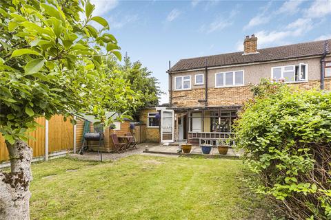 2 Gloucester Avenue, Waltham Cross, EN8 7QT