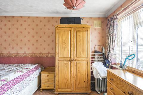 2 Gloucester Avenue, Waltham Cross, EN8 7QT