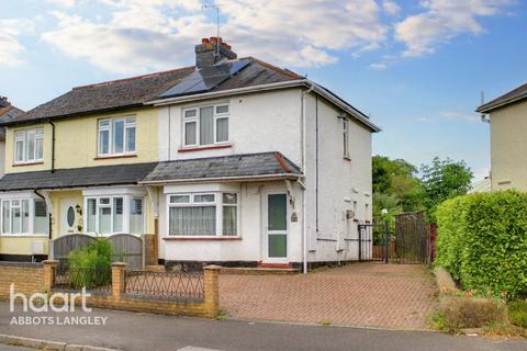 2 bedroom semi-detached house for sale, Wood Crescent, Hemel Hempstead