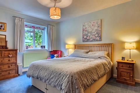 3 bedroom bungalow for sale, Tavistock Avenue, Ampthill, Bedfordshire, MK45