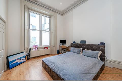 2 bedroom apartment to rent, Leinster Gardens London W2