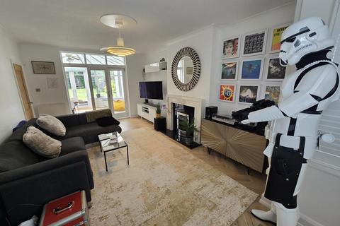 3 bedroom detached house to rent, Manor Hill, Sutton Coldfield, Sutton Coldfield, B73