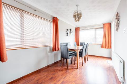 13 Andrew Way, Lowestoft, NR33 8PY