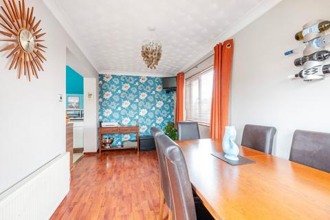 13 Andrew Way, Lowestoft, NR33 8PY