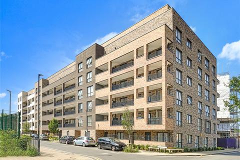 1 bedroom flat for sale, Clarkson Crescent, Walthamstow, London, E17