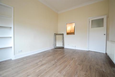 2 bedroom apartment to rent, Kemp Street, Hamilton