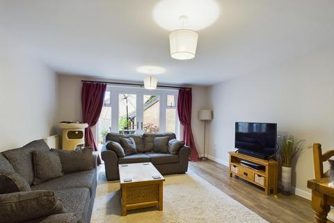 4 bedroom end of terrace house for sale, Divot Way, Basingstoke, RG24