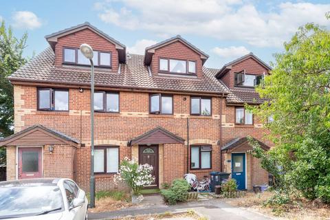 124 Veronica Gardens, London, SW16 5JS