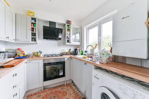 124 Veronica Gardens, London, SW16 5JS