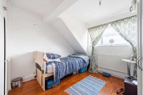 124 Veronica Gardens, London, SW16 5JS