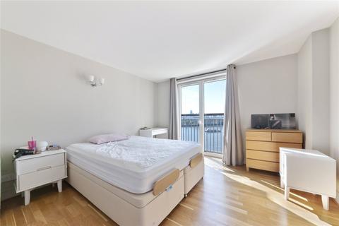 2 bedroom apartment to rent, Pierpoint Building, 16 Westferry Road, London, E14