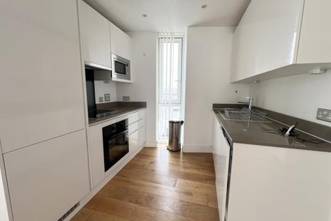 2 bedroom flat to rent, High Street, Stratford, London, E15