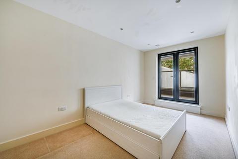 2 bedroom flat for sale, Tunstall Court, Northcote Avenue, Ealing, W5