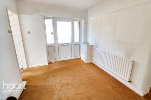 2 bedroom detached bungalow for sale, Andrew Road, Leicester