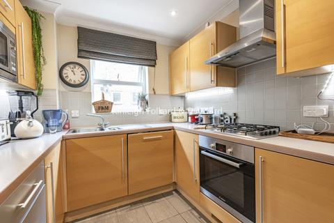 2 bedroom flat to rent, The Avenue Beckenham BR3